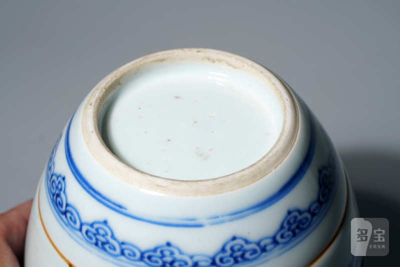清康熙 青花折枝花卉纹罐 - 图11